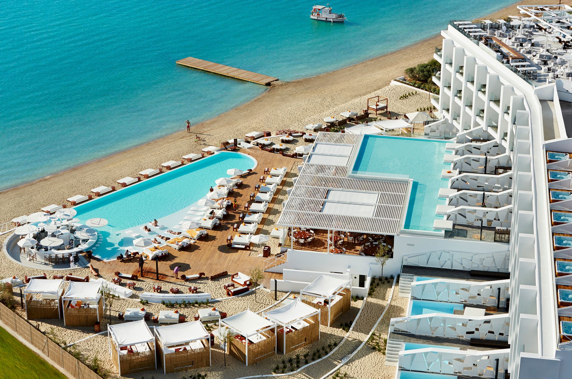 5* Nikki Beach Resort &amp; Spa - Πόρτο Χέλι ✦ -5% ✦ 2 Ημέρες (1 Διανυκτέρευση) ✦ 2 άτομα ✦ 2 ✦ 01/09/2022 έως 30/09/2022 ✦ Μπροστά στην παραλία!