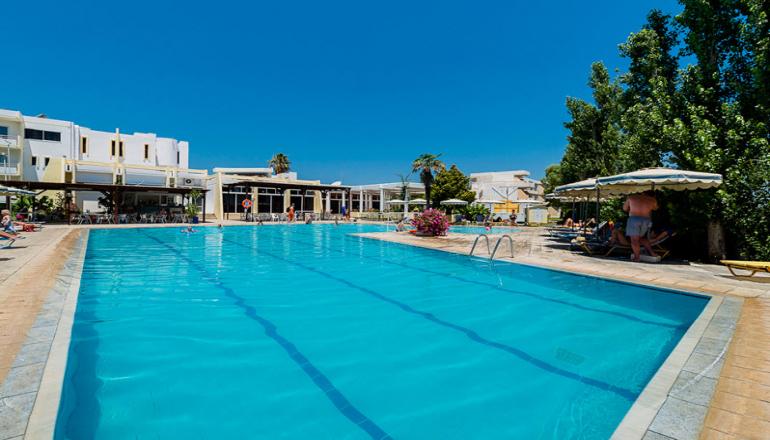 Afandou Beach Hotel - Αφάντου, Ρόδος ✦ -20% ✦ 4 Ημέρες (3 Διανυκτερεύσεις) ✦ 2 άτομα + 1 παιδί έως 12 ετών ✦ 12 ✦ 01/05/2022 έως 31/05/2022 και 26/09/2022 έως 31/10/2022 ✦ Μπροστά στην Παραλία
