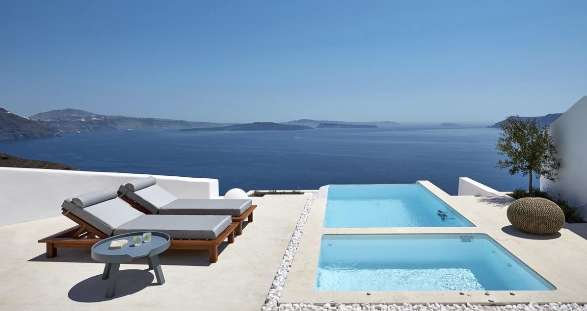 Amaya Selection of Villas - Σαντορίνη ✦ 2 Ημέρες (1 Διανυκτέρευση) ✦ 2 άτομα ✦ Πρωινό ✦ 01/09/2021 έως 30/09/2021 ✦ Υπέροχη Τοποθεσία!