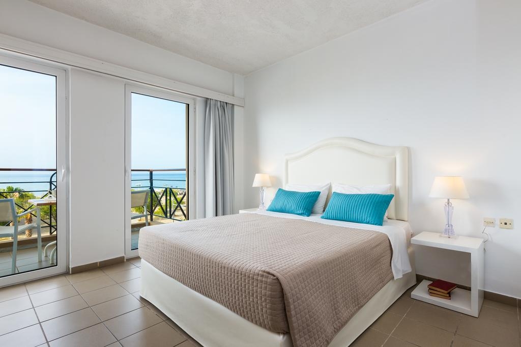 Aqua Marina Apartments - Ρέθυμνο, Κρήτη ✦ 2 Ημέρες (1 Διανυκτέρευση) ✦ 2 άτομα ✦ Χωρίς Πρωινό ✦ έως 30/09/2022 ✦ Δίπλα στην Παραλία!