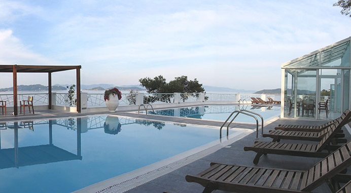 Cape Kanapitsa Hotel & Suites - Καναπίτσα, Σκιάθος ✦ 2 Ημέρες (1 Διανυκτέρευση) ✦ 2 άτομα + 1 παιδί έως 8 ετών ✦ 2 ✦ 08/05/2022 έως 30/09/2022 ✦ Κοντά σε Παραλία!