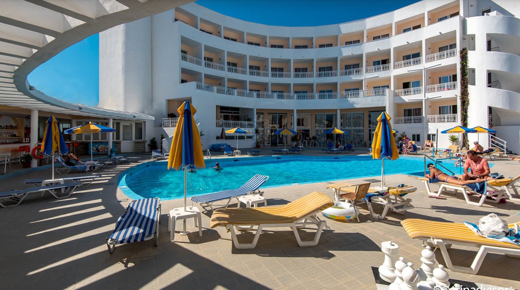 Cleopatra Kris Mari Hotel - Καρδάμαινα, Κως ✦ 2 Ημέρες (1 Διανυκτέρευση) ✦ 2 άτομα ✦ Πρωινό ✦ 01/05/2022 έως 30/09/2022 ✦ Κοντά σε Παραλία!