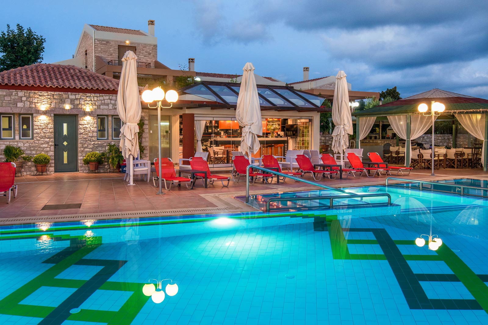 Enastron Villas - Κυπαρισσία Διαμονή| Ekdromi.gr