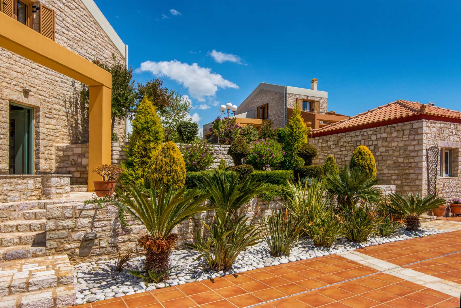 Enastron Villas - Κυπαρισσία Διαμονή| Ekdromi.gr
