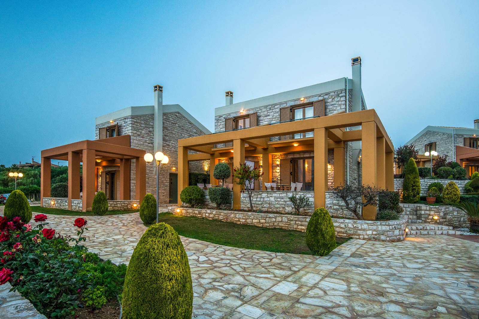Enastron Villas - Κυπαρισσία Διαμονή| Ekdromi.gr