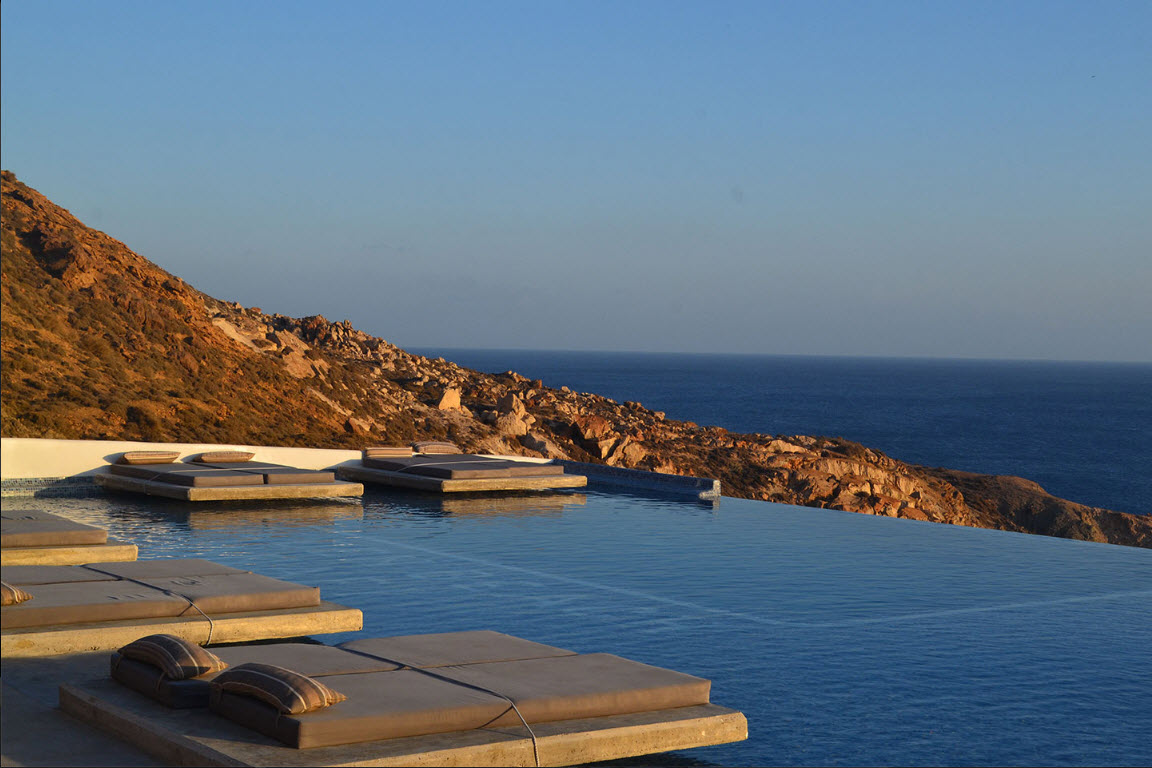 Golden Beach Resort - Ανάφη ✦ 2 Ημέρες (1 Διανυκτέρευση) ✦ 2 άτομα ✦ 2 ✦ 01/05/2023 έως 08/10/2023 ✦ Μαγική Θέα!