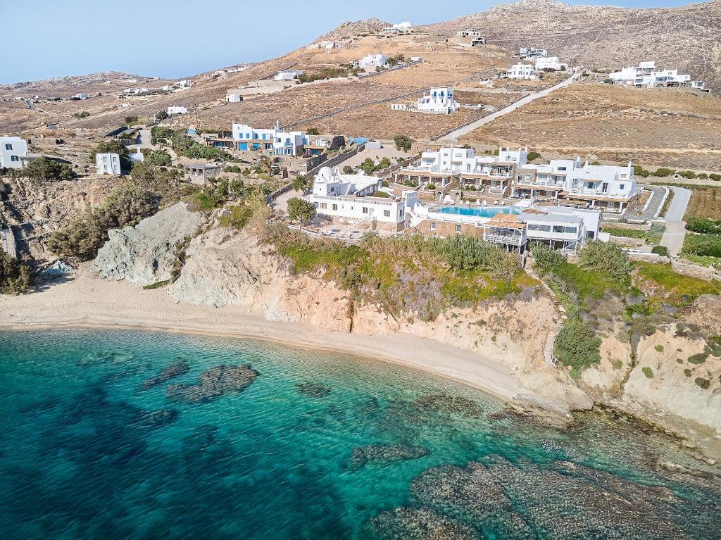 Grecotel Mykonos Lolita – Άγιος Σώστης, Μύκονος Μύκονος για 5 ημέρες/4 νύχτες με πρωινό για 2 άτομα + παιδί