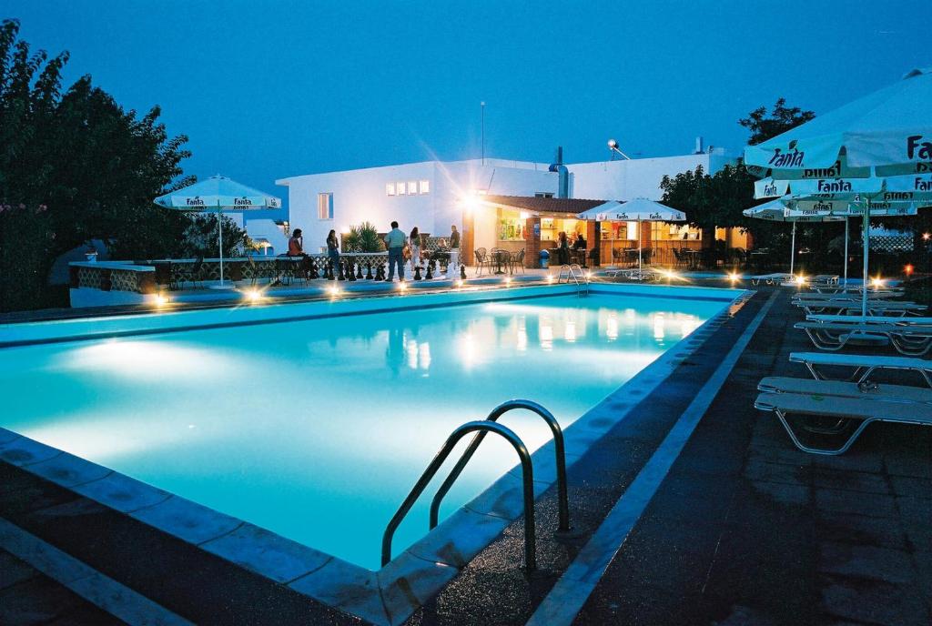 Ionian Beach Hotel - Λακόπετρα Αχαΐας ✦ -30% ✦ 6 Ημέρες (5 Διανυκτερεύσεις) ✦ 2 άτομα + 1 παιδί έως 12 ετών ✦ 12 ✦ 01/08/2022 έως 25/08/2022 ✦ Πλούσιες Δραστηριότητες για Μικρούς και Μεγάλους!