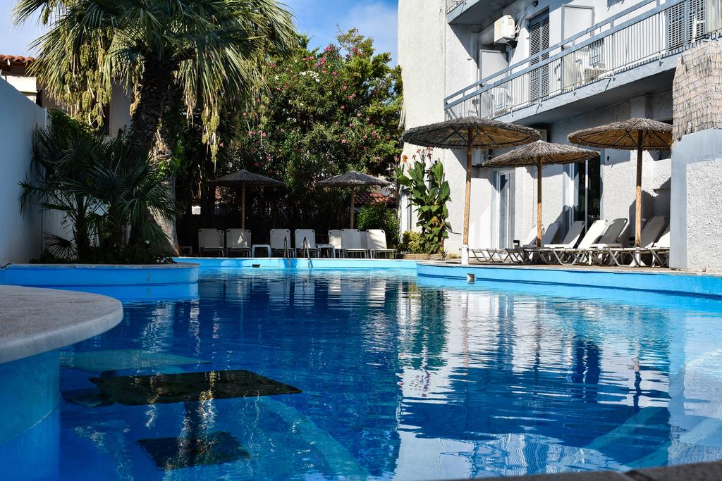 Kanelli Beach Hotel – Σελιανίτικα, Αίγιο Αίγιο -35% για 4 ημέρες / 3 νύχτες με ημιδιατροφή για 2 άτομα + παιδί