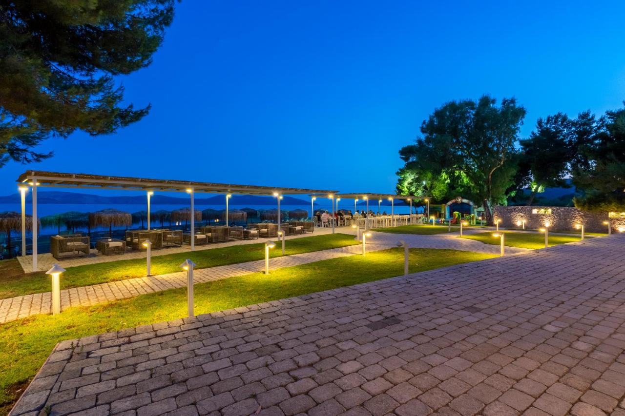 Makis Inn Resort - Ερμιόνη ✦ 2 Ημέρες (1 Διανυκτέρευση) ✦ 2 άτομα ✦ 2 ✦ 22/04/2022 έως 30/09/2022 ✦ Μπροστά στην Παραλία!