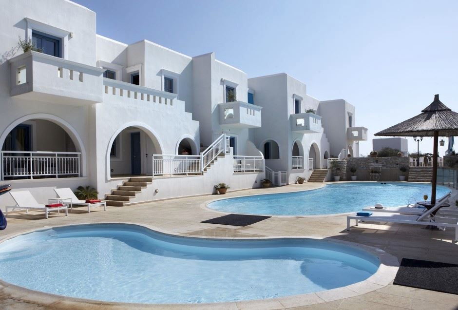 Mitos Suites Luxury Hotel - Άγιος Προκόπιος, Νάξος ✦ 2 Ημέρες (1 Διανυκτέρευση) ✦ 5 άτομα ✦ 2 ✦ 23/06/2022 έως 30/09/2022 ✦ Πισίνα με Υδρομασάζ