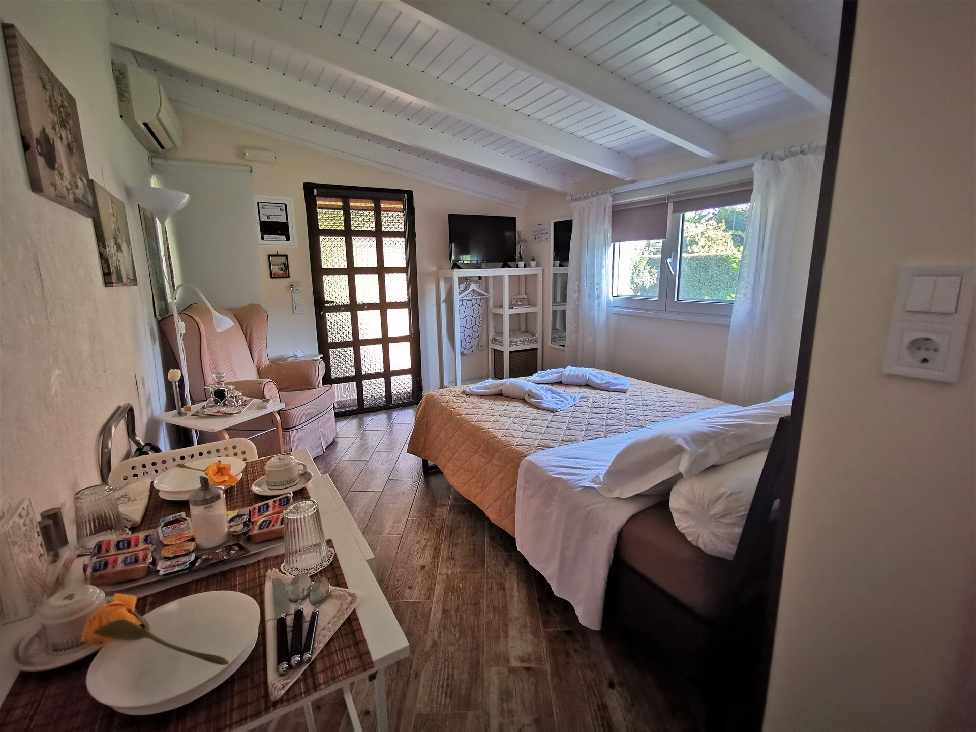 Natalie Apartments Αρτέμιδα, Λούτσα Διαμονή Ekdromi.gr