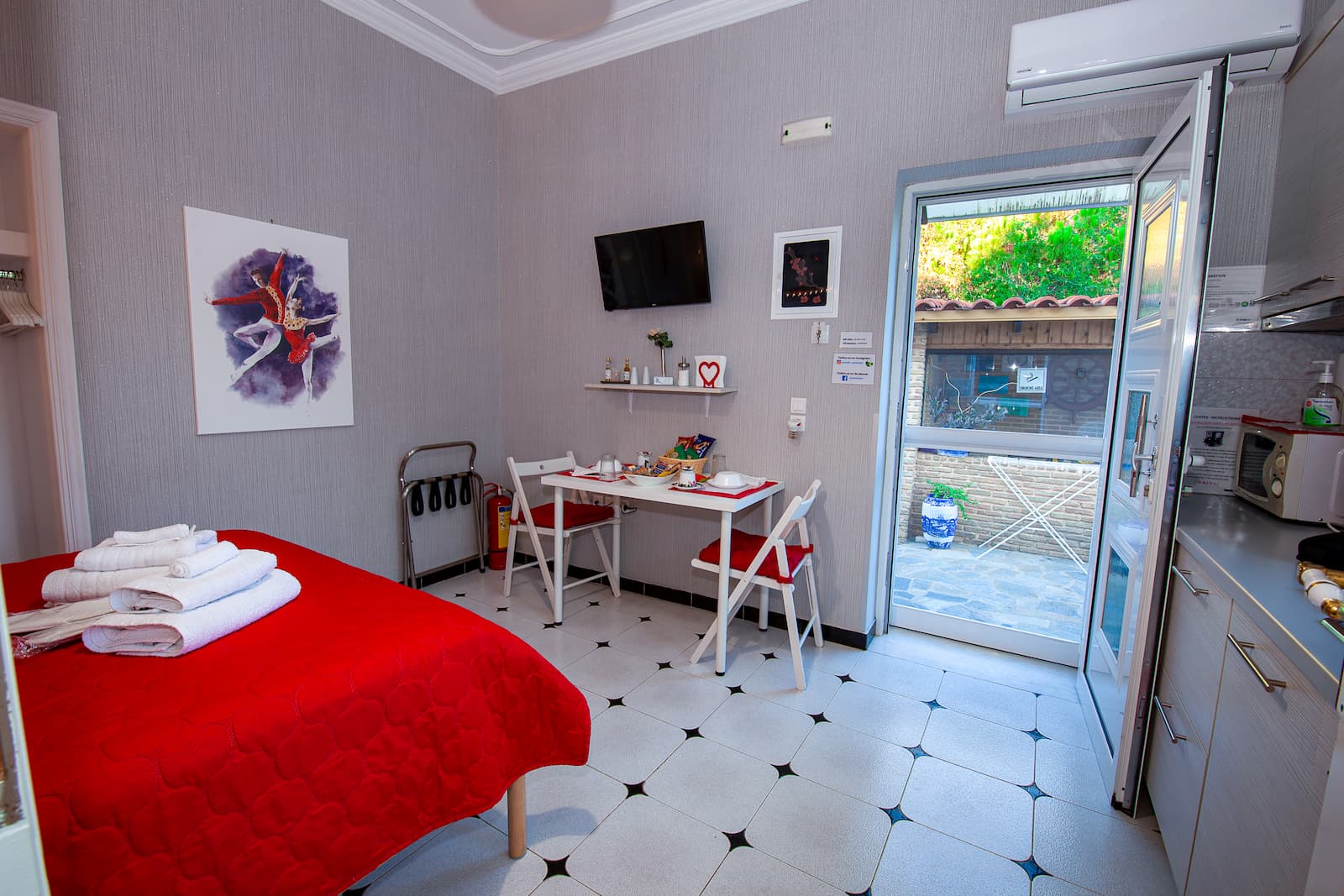 Natalie Apartments Αρτέμιδα, Λούτσα Διαμονή Ekdromi.gr