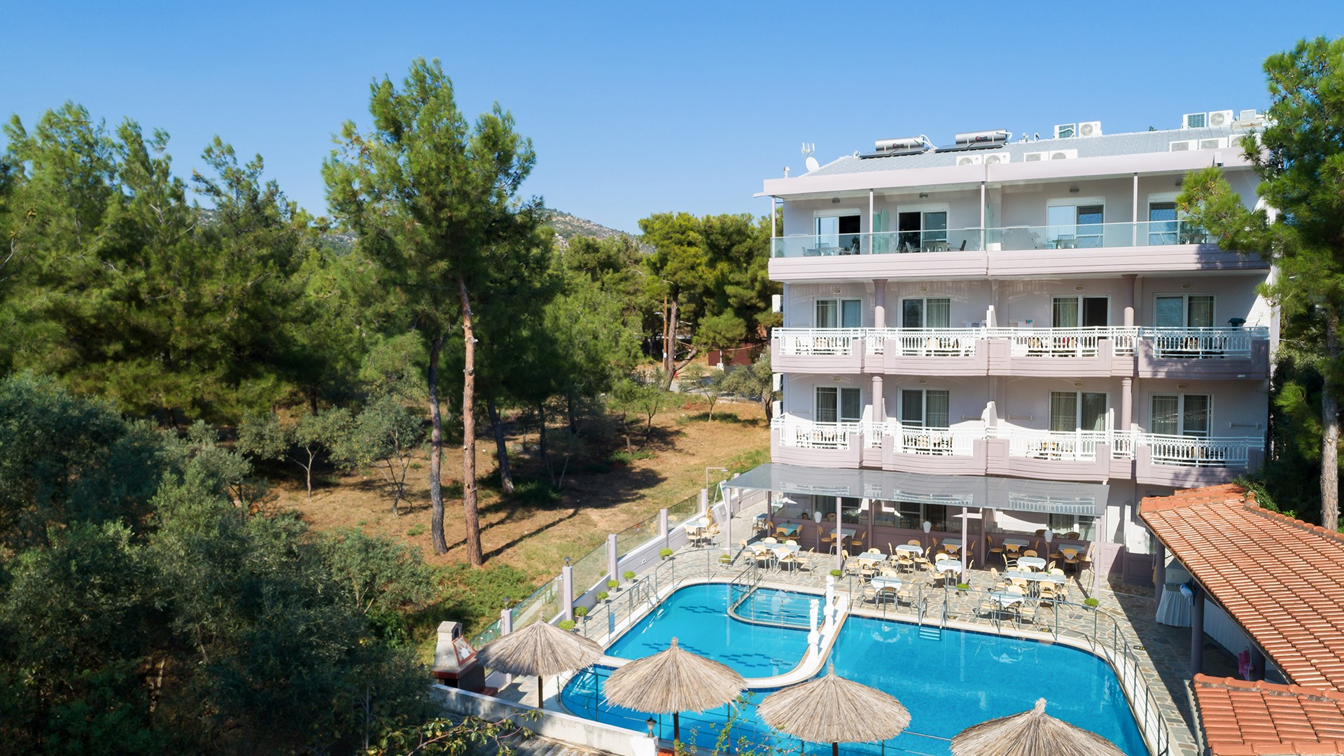 Sirines Hotel - Ποτός, Θάσος ✦ -20% ✦ 2 Ημέρες (1 Διανυκτέρευση) ✦ 2 άτομα + 1 παιδί έως και 5 ετών ✦ 2 ✦ 15/05/2023 έως 30/06/2023 ✦ &lt;strong&gt;Έκπτωση 20% για διαμονή 2 διανυκτερεύσεων!&lt;/strong&gt;