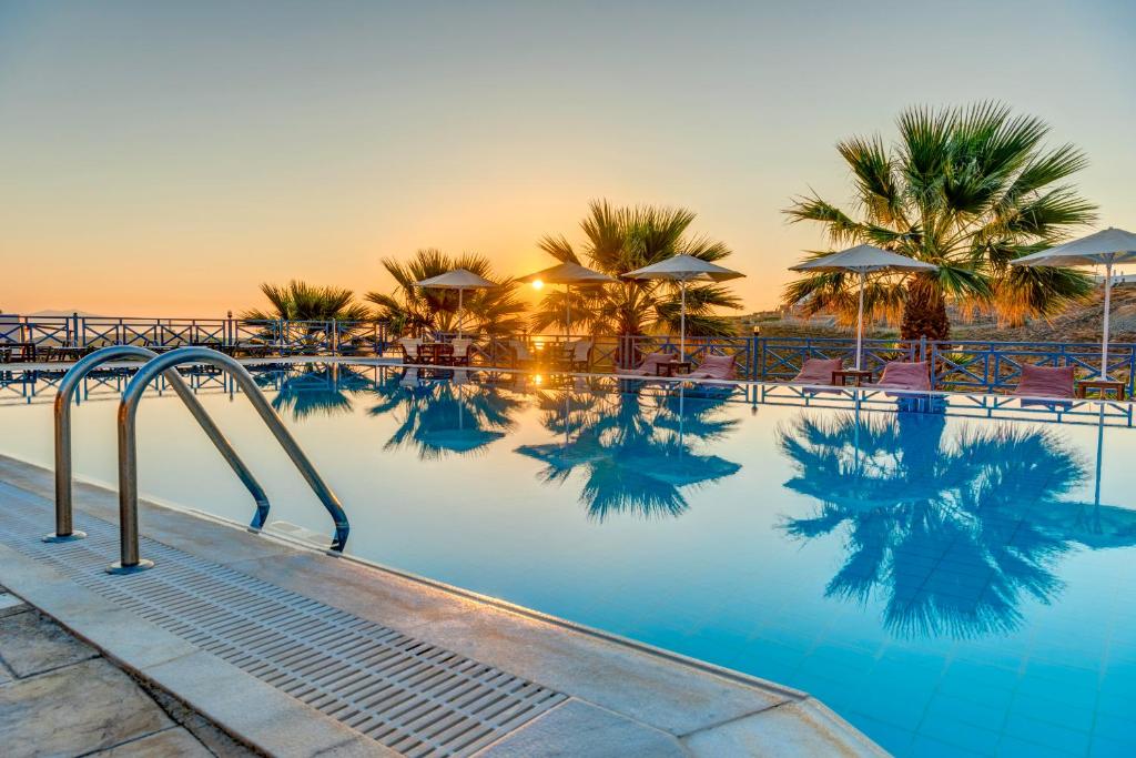 Sunrise Beach Suites – Αζόλιμνος, Σύρος