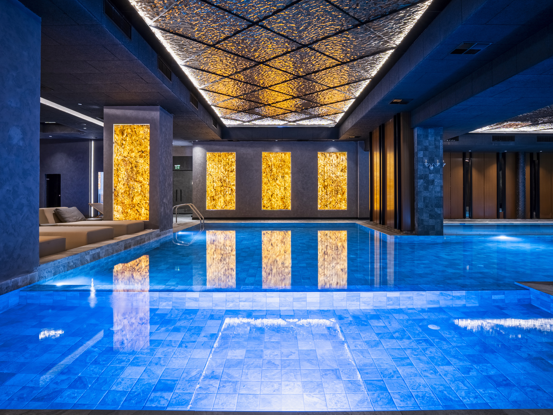 5* Premier Luxury Mountain Resort - Μπάνσκο ✦ -25% ✦ 2 Ημέρες (1 Διανυκτέρευση) ✦ 2 άτομα + 1 παιδί έως και 5 ετών ✦ 20 ✦ έως 31/03/2027 ✦ Επιλέξτε 4 διανυκτερεύσεις και πληρώστε μόνο τις 3!Ψυχαγωγία για παιδιά!Δωρεάν είσοδος στο Le Spa Κέντρο Ευεξία