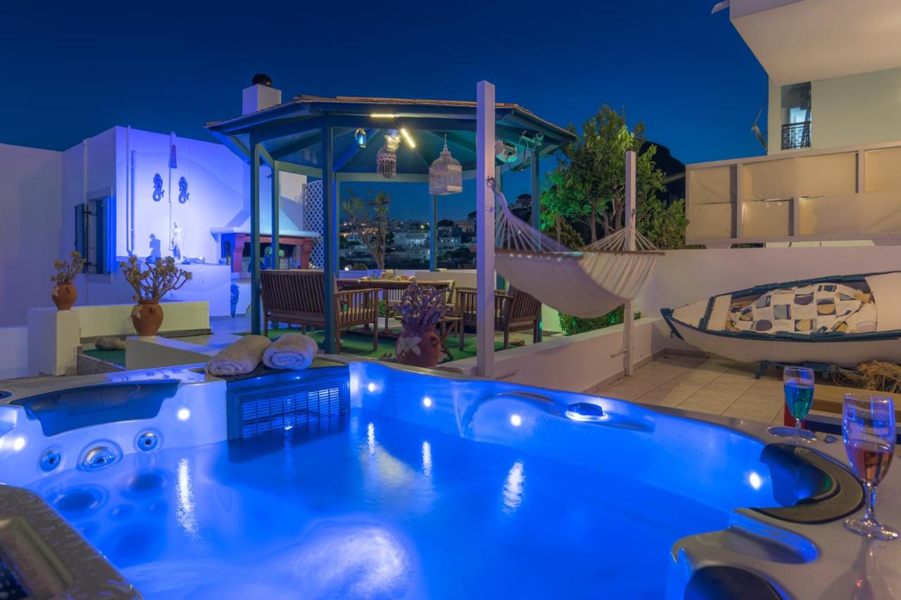 Vira Vivere Houses - Πλάκα, Μήλος ✦ 4 Ημέρες (3 Διανυκτερεύσεις) ✦ 2 άτομα ✦ 1 ✦ 01/04/2023 έως 27/09/2023 ✦ Υπέροχη Τοποθεσία!