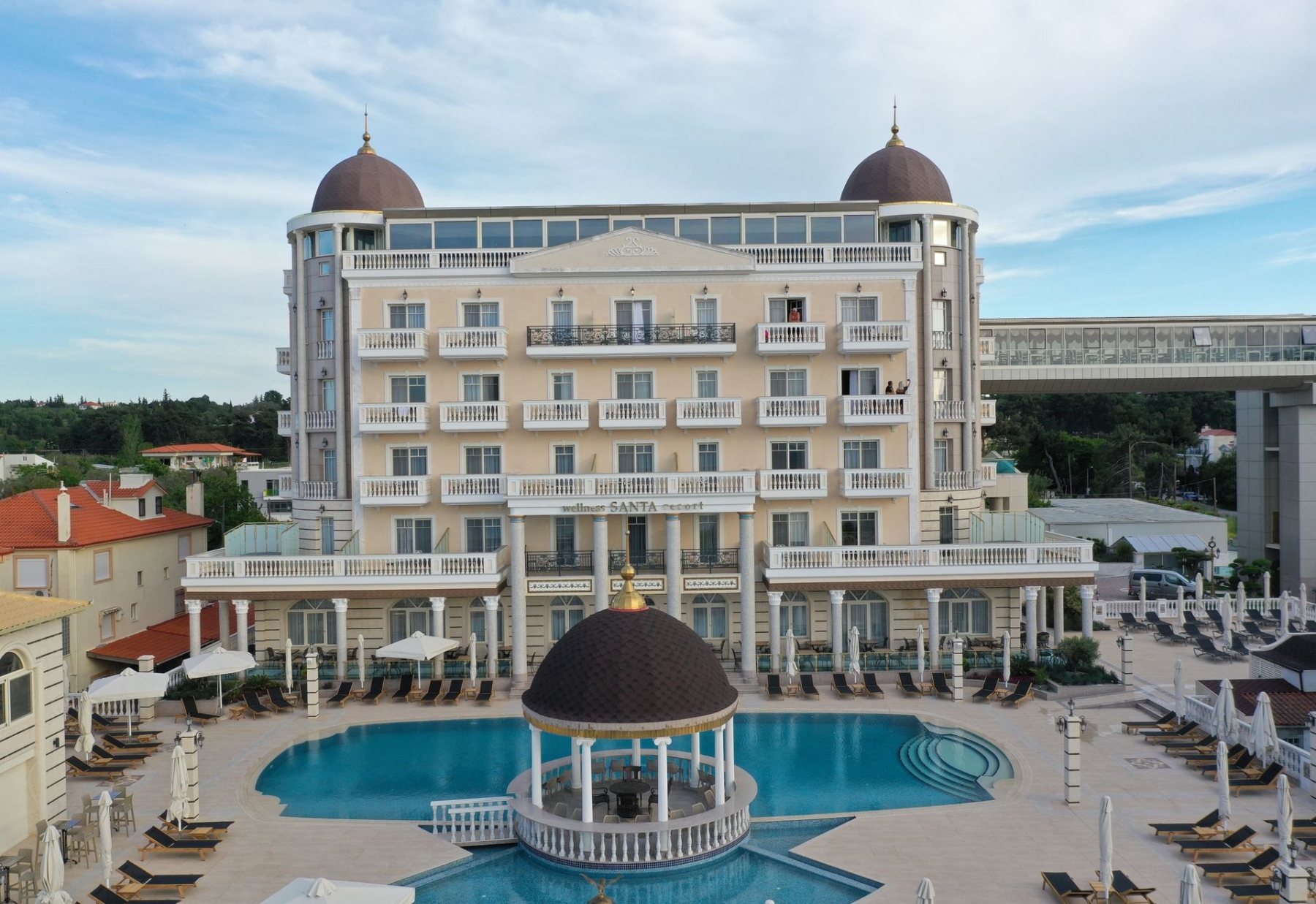 5* Wellness Santa Beach Hotel - Θεσσαλονίκη ✦ 2 Ημέρες (1 Διανυκτέρευση) ✦ 2 άτομα ✦ Πρωινό ✦ έως 30/09/2022 ✦ Δίπλα στη Θάλασσα!